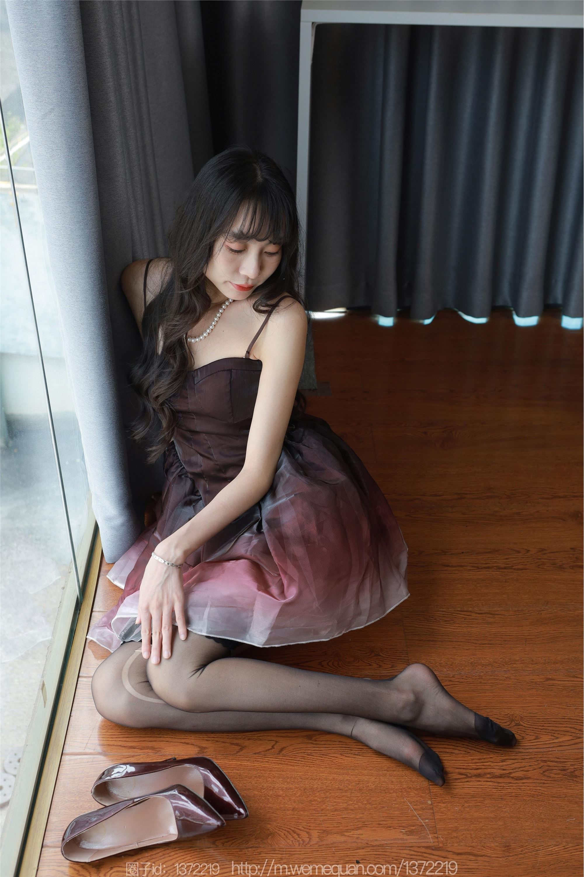 IESS异思趣向  2023.04.30 丝享家 1437 团团 《黑色吊带袜》